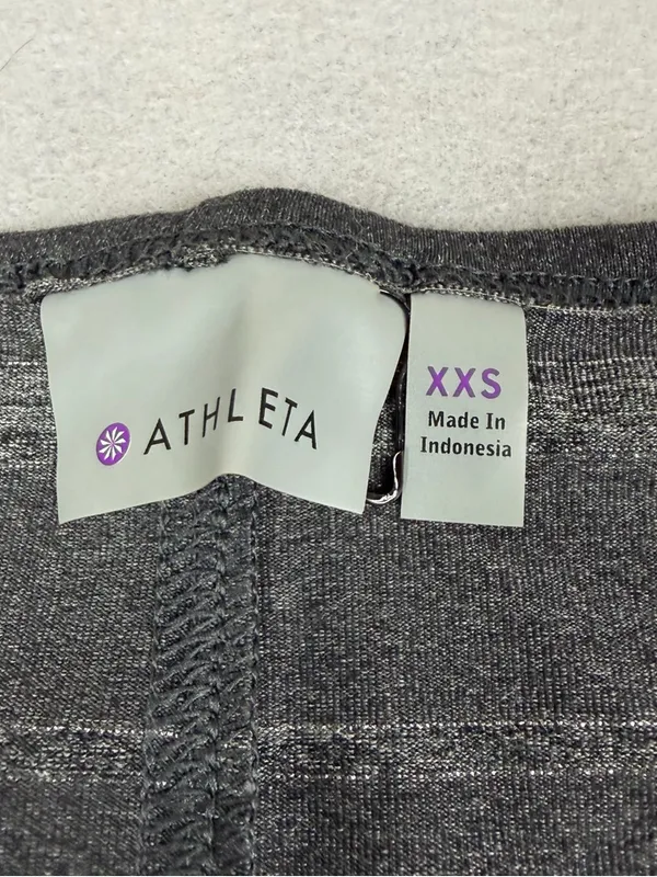 Athleta Womens XXS Gray Metallic Lurex Stripe 3/4 Sleeve Stretch Top 930305 - Image 4