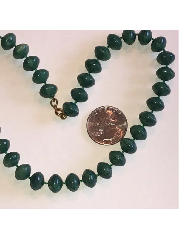 Elegant Vintage Green Beaded Boho Retro Necklace - Image 3