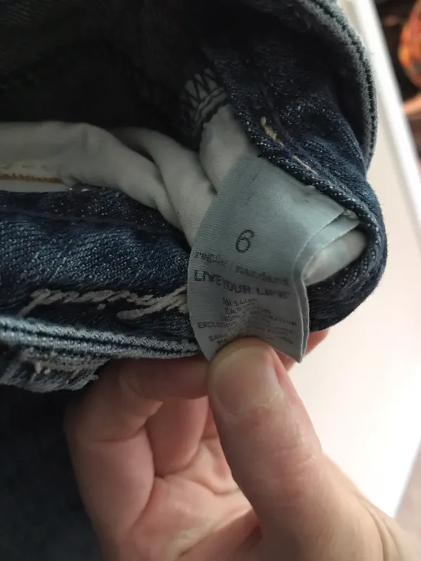 American Eagle Jeans - Image 5