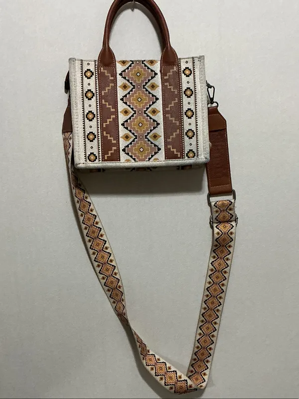 Wrangler Cream and Brown Geometric Embroidered Crossbody Bag - Image 4