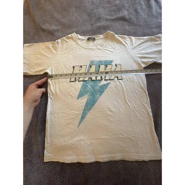 "Mama" Graphic T-Shirt Lightning Bolt Rocker Grunge Mom Cool Edgy Streetwear - Image 4