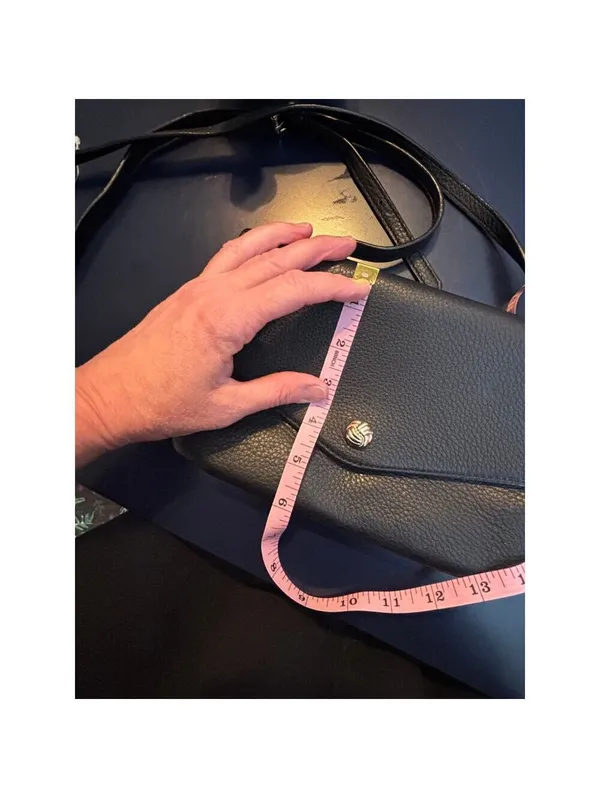 Talbots NWOT Women's Black Leather Adjustable Strap Small Handbag - Image 8
