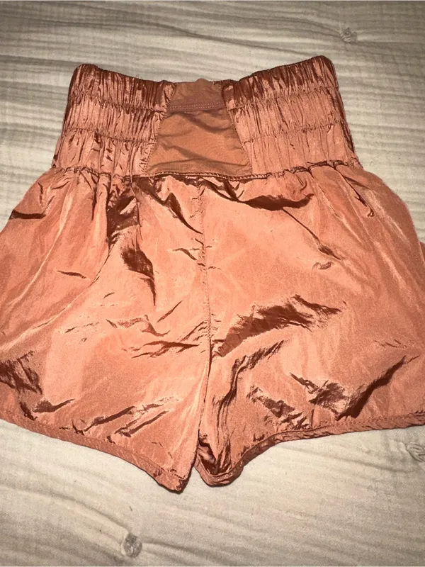 Free People Way Home Scrunch Shorts size XS - Image 4