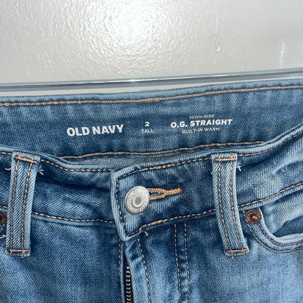 Old Navy 2 Tall OG Straight High Rise Built In Warm Jeans - Image 3