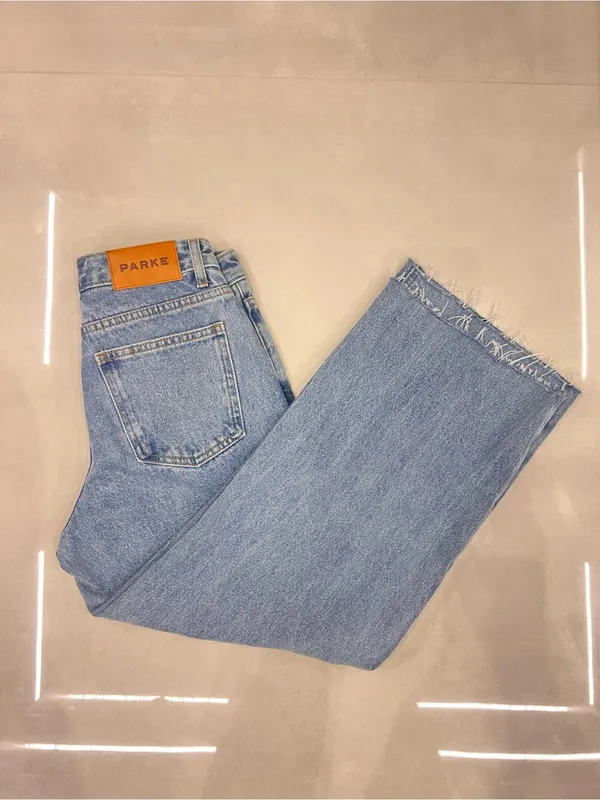 Parke Low Rise Baggy Jeans in Vintage Wash - Image 9