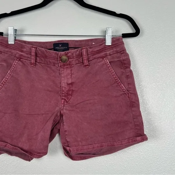 American‎ Eagle Maroon Shorts Sz 2 - Image 3