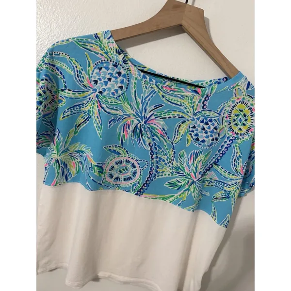 Lilly Pulitzer Womens Finn Crop Top Bermuda Blue Turtle Print Dolman Sleeve Med - Image 2