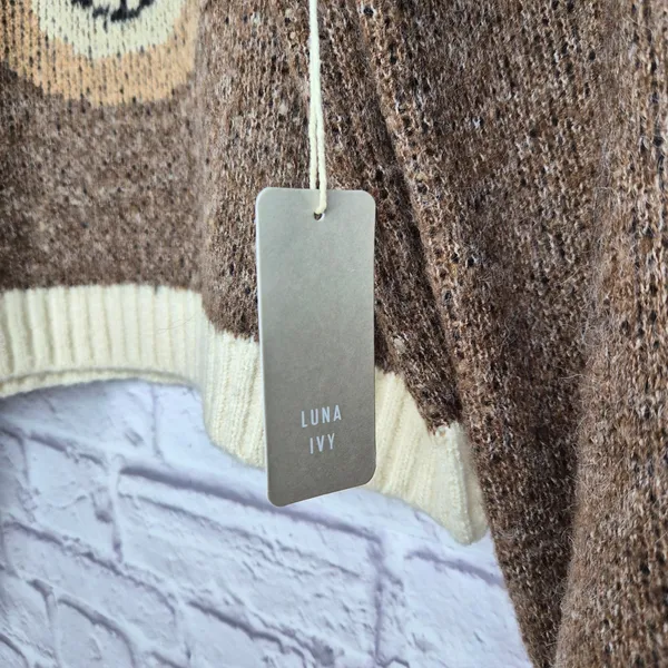Luna Ivy Teddy Bear Graphic Sweater NWT M Brown Knit Crewneck Cropped Preppy - Image 3