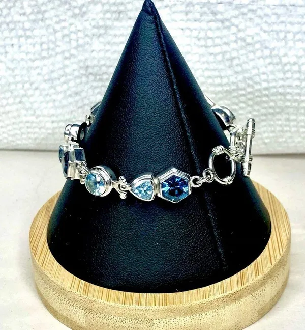 FACETED BLUE TOPAZ Sterling Silver Toggle Bracelet - Image 7