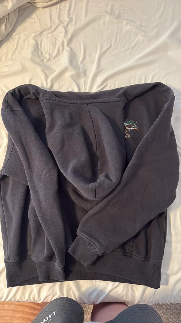 Hollister Boxy Oversized Hoodie - Image 3