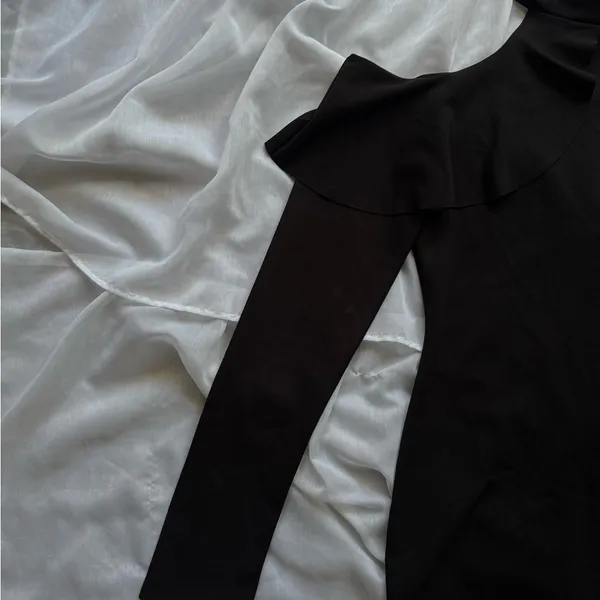 Missguided Cold Shoulder Ruffled Midi Dress - Image 5