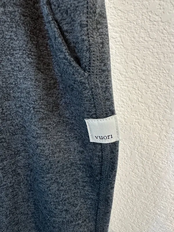 Vuori Joggers Grey - Image 2