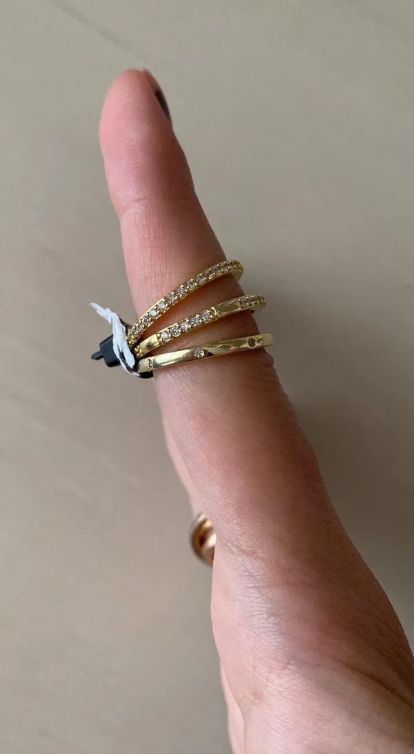 Nordstrom NWOT Adornia set of three gold cubic zicronia stacking rings - Image 4