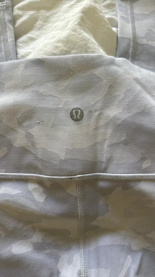 Camo Lululemon Leggings - Image 2