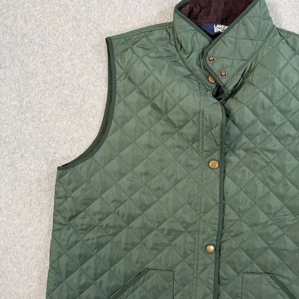 Lands’ End Women’s Medium Green Quilted Barn Vest Corduroy Collar Snap Close - Image 4