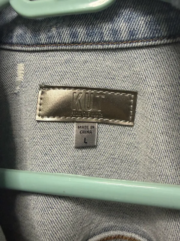Kut From The Kloth Denim jacket Women’s Large - Image 5