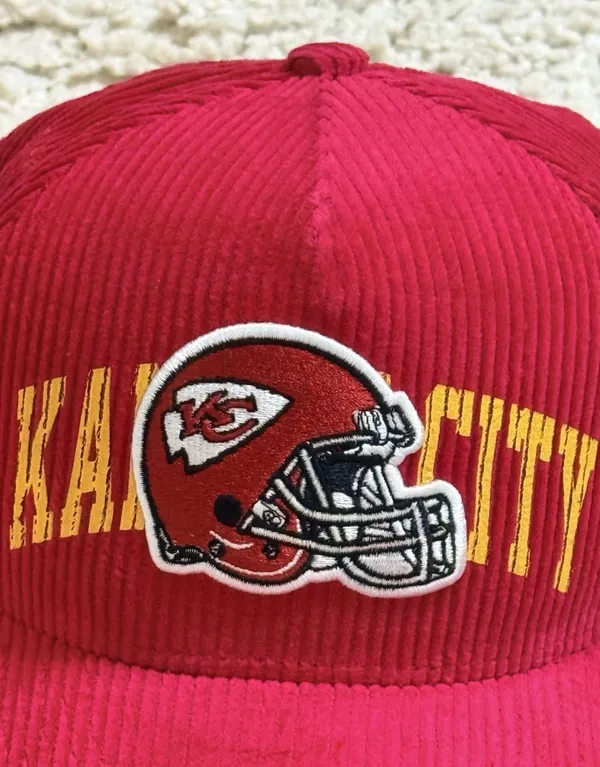 Mitchell & Ness Kansas City Chiefs Red Corduroy Arch Stamp Pro Pinch Snapback - Image 3