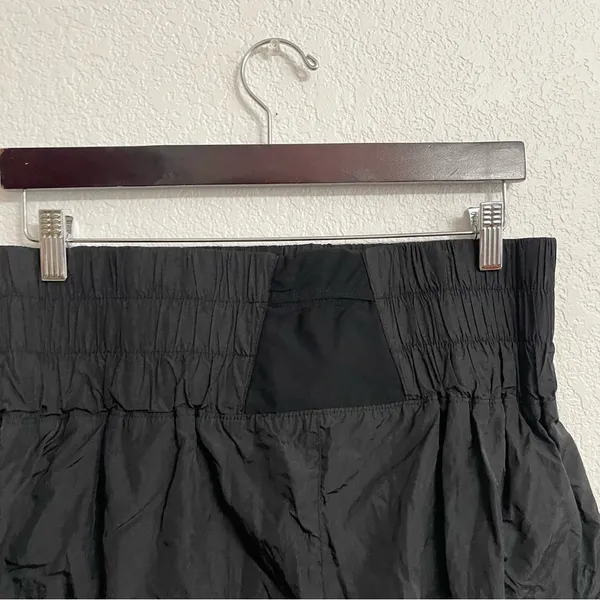 Free People Movement Womens Shorts Black High Waist Wide Band Lined Size XL - Image 4