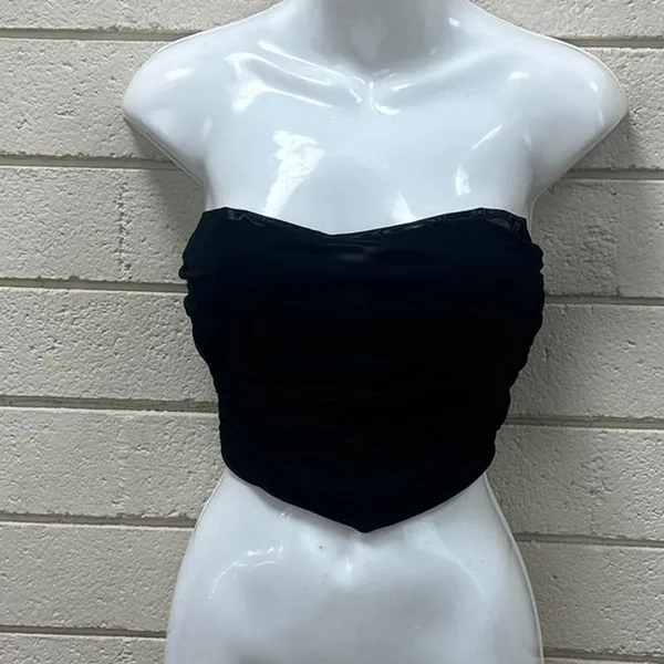 Princess Polly Black Strapless Top size 2 - Image 8