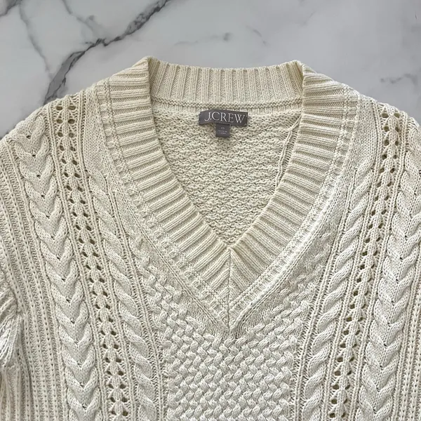 J. Crew Aran Cable Knit V-Neck Sweater Cream XS Tennis Prep Scandi Chic Preppy - Image 6