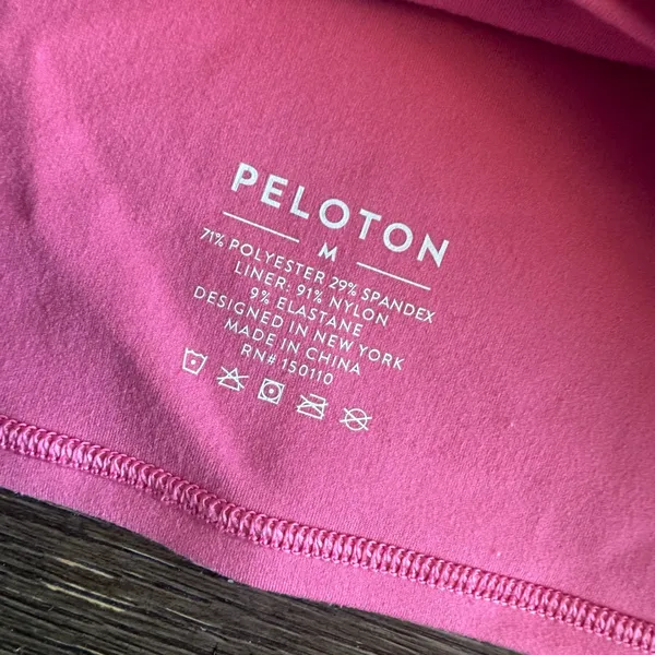 Peloton Pink Strappy Crop Top size medium - Image 2
