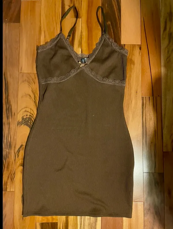 H&M Brown Lace Mini Dress - Image 3