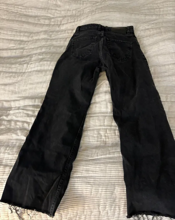 Zara Flare Jeans - Image 3