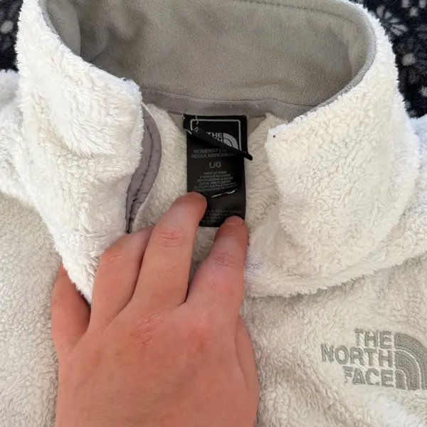 The North Face Fuzzy Jacket - Image 5