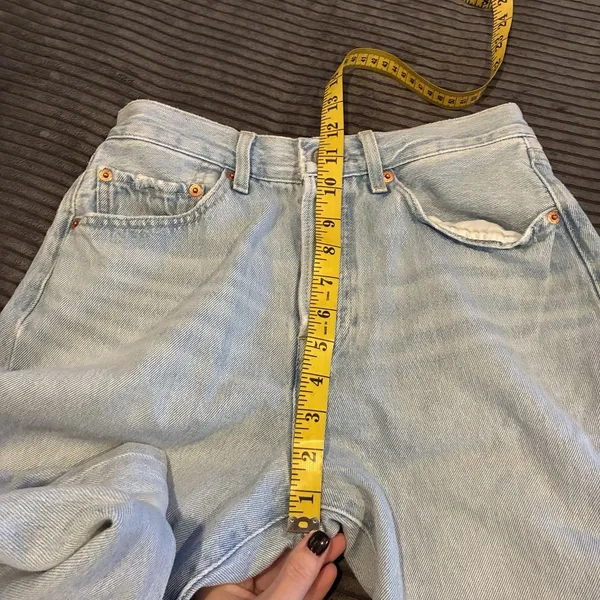Levis Premium Big E 501 Original Fit Jeans Light Wash Denim Womens W27 L31 (30) - Image 5