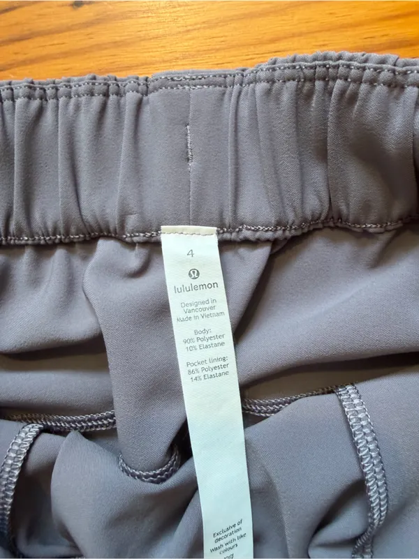 Lululemon Athletic Knee-Length Tennis Skirt Size 4 - Image 3