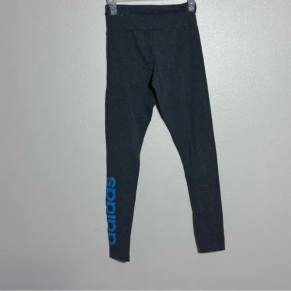 Adidas Women Gray Activewear Linear Logo Leggings size Small.‎ - Image 5