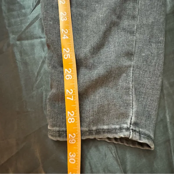 Levi’s women’s 721 high rise skinny jeans gray black denim size 29 - Image 7