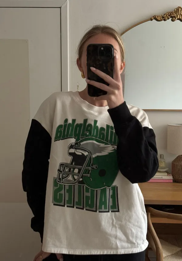 Eagles Crewneck Multiple Size L - Image 4