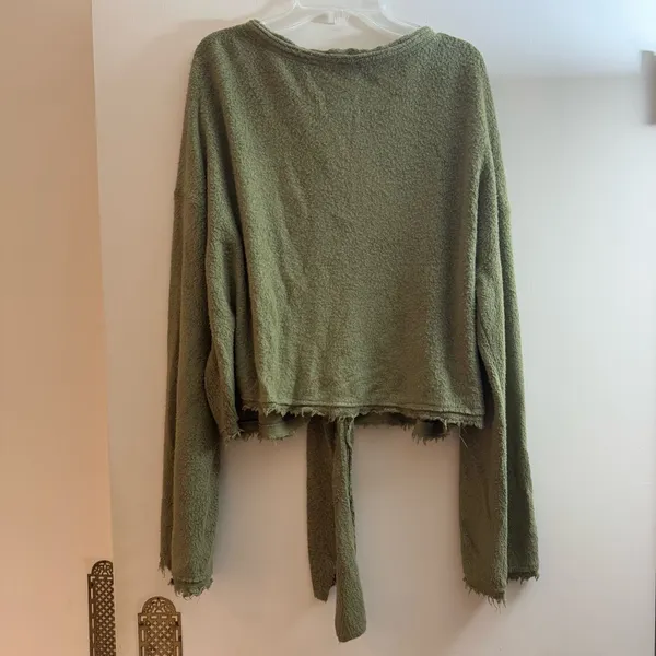 Free people Emma Henley tie green knit top dirty martini size small - Image 7