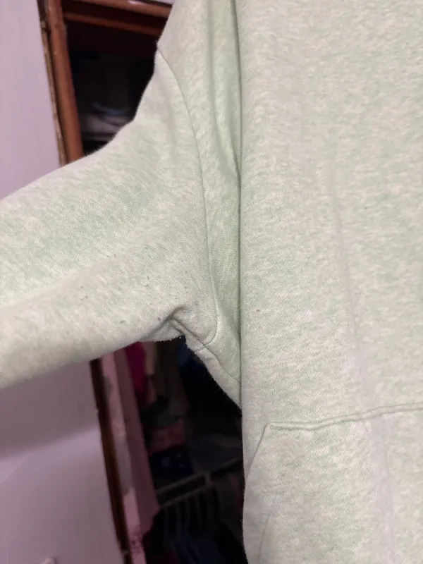 Light Green Nike Sweatshirt - Image 5