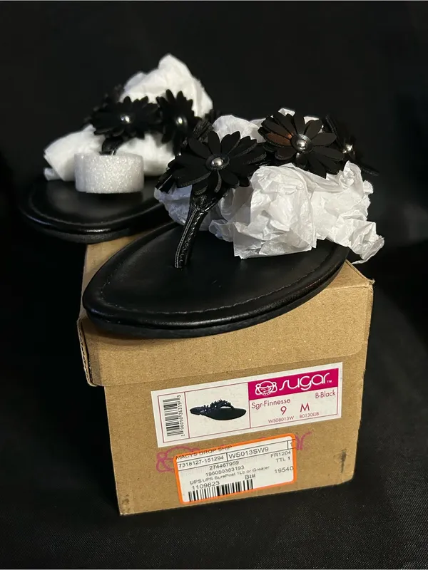 Sugar Finesse Women’s Black Daisy Floral Thong Sandals SZ 9 BNIB - Image 13