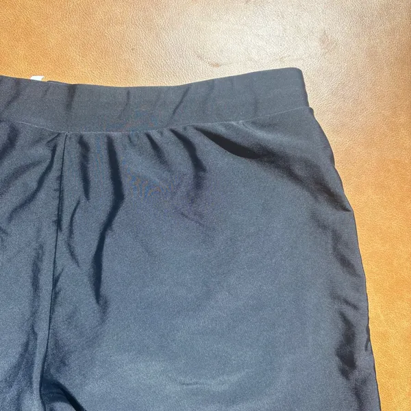 Beach Diva Black Swim Shorts Women Size 10 Solid Nylon Spandex Board Shorts - Image 5