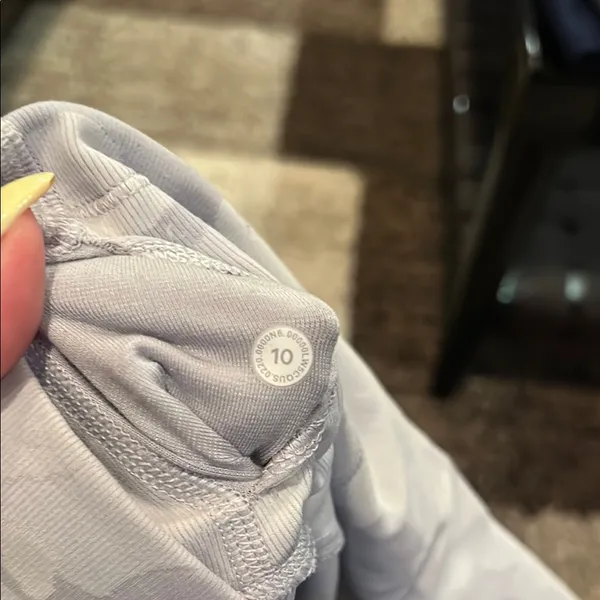 Lulu lemon white camo leggings - Image 2