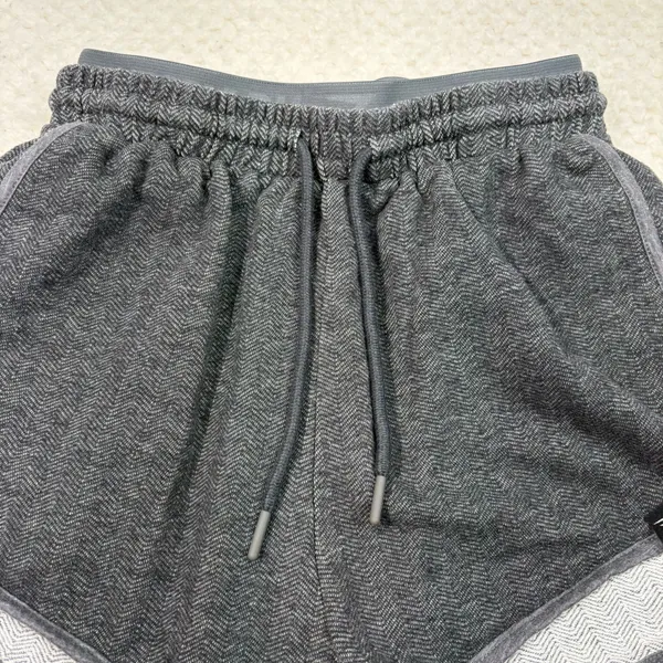 Gymshark Women's Gray Layered Dual Band Waistband Gray Sweat Shorts XS Running - Image 2