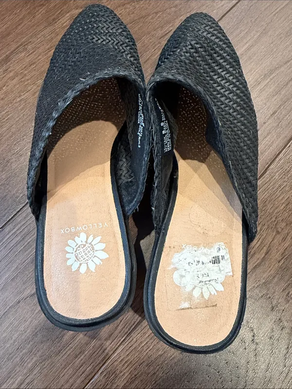 Yellow Box Black Woven Slip-On Wedge Mules Size 8.5 - C16-065 - Image 4