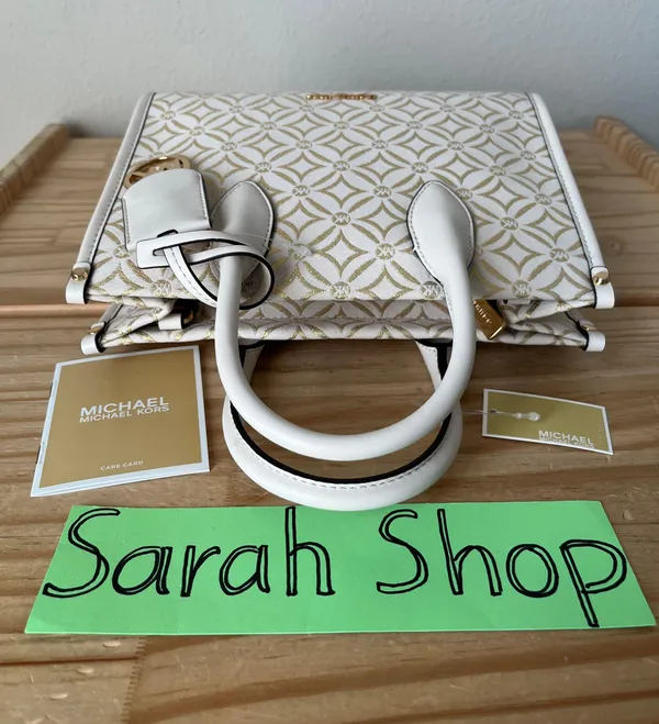 Michael Kors Purse - Image 5