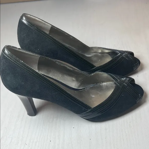 LOFT Black Peep-Toe Heels B24 - Image 7
