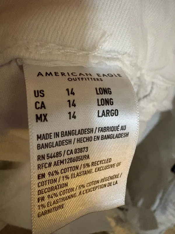 American Eagle Jeans - Image 2