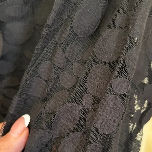 Garnet Hill Black Floral Lace Dress - Image 6