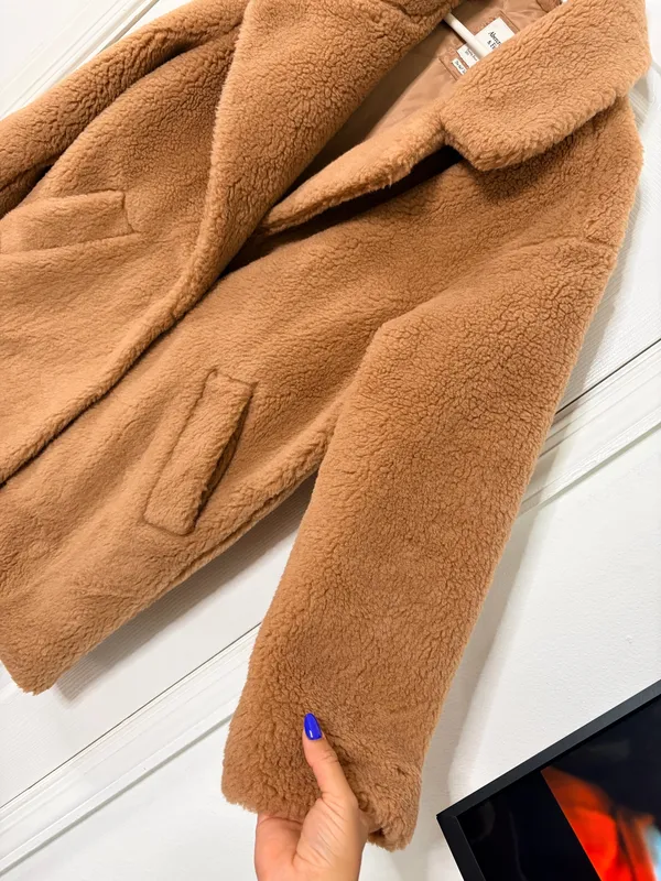 Abercrombie & Fitch The A&F Teddy Coat Size S Camel Brown Faux Fur Sherpa Cozy - Image 9