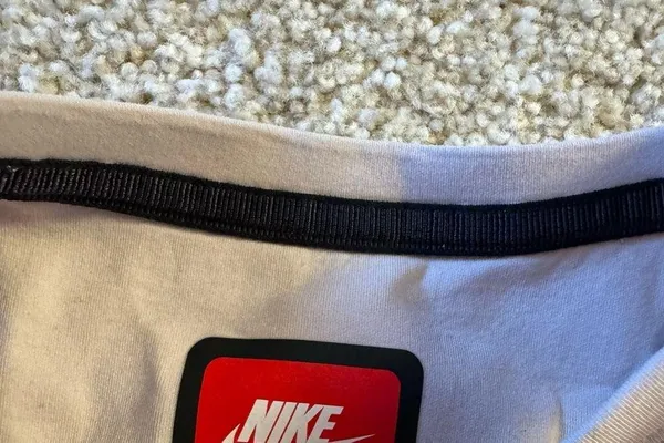 nike workout top - Image 2