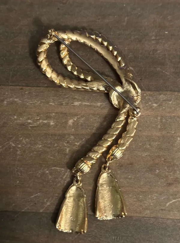Vintage gold tone lasso rope brooch - Image 3