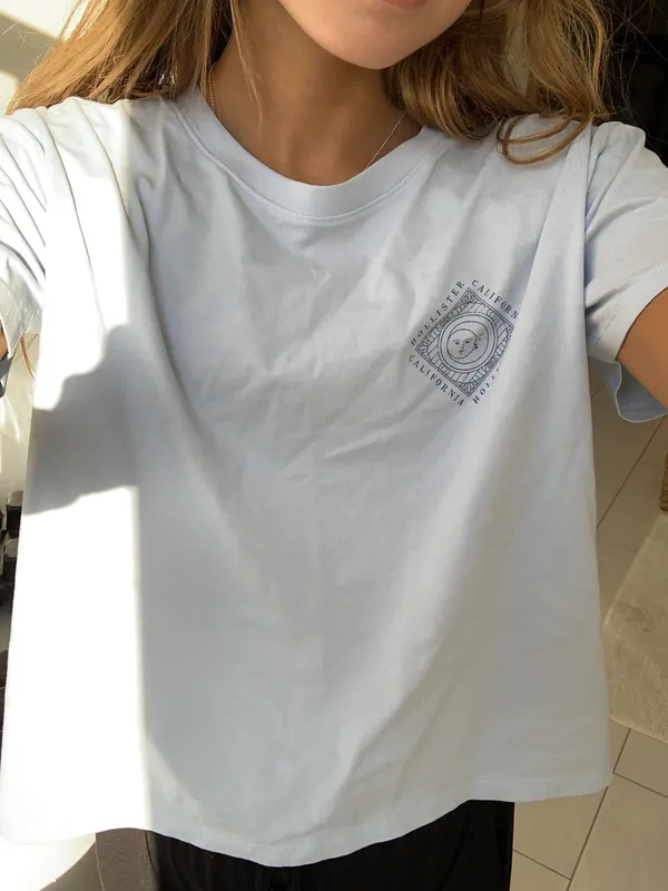 Cropped Tee - Image 4