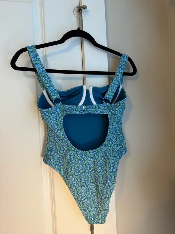 PacSun One-Piece Swimsuit - Image 4