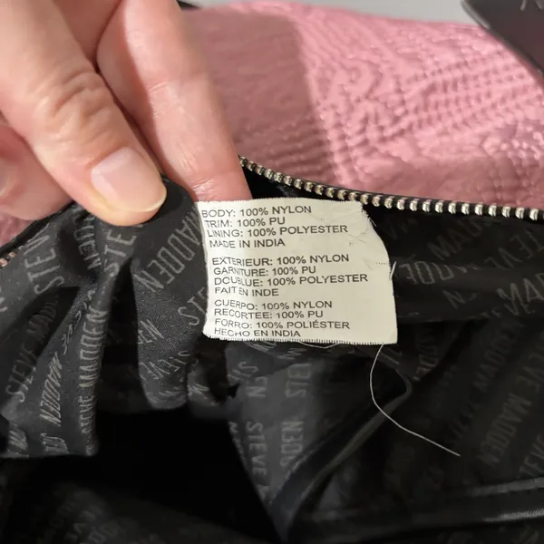 Steve‎ Madden Pink quilted tote Travel bag and detachable crossbody Bag Keychain - Image 9